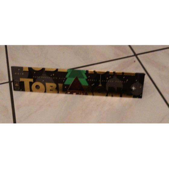 CHOCOLAT NOIR SUISSE AVEC NOUGAT (10%) AU MIEL ET AUX AMANDES 360 G E