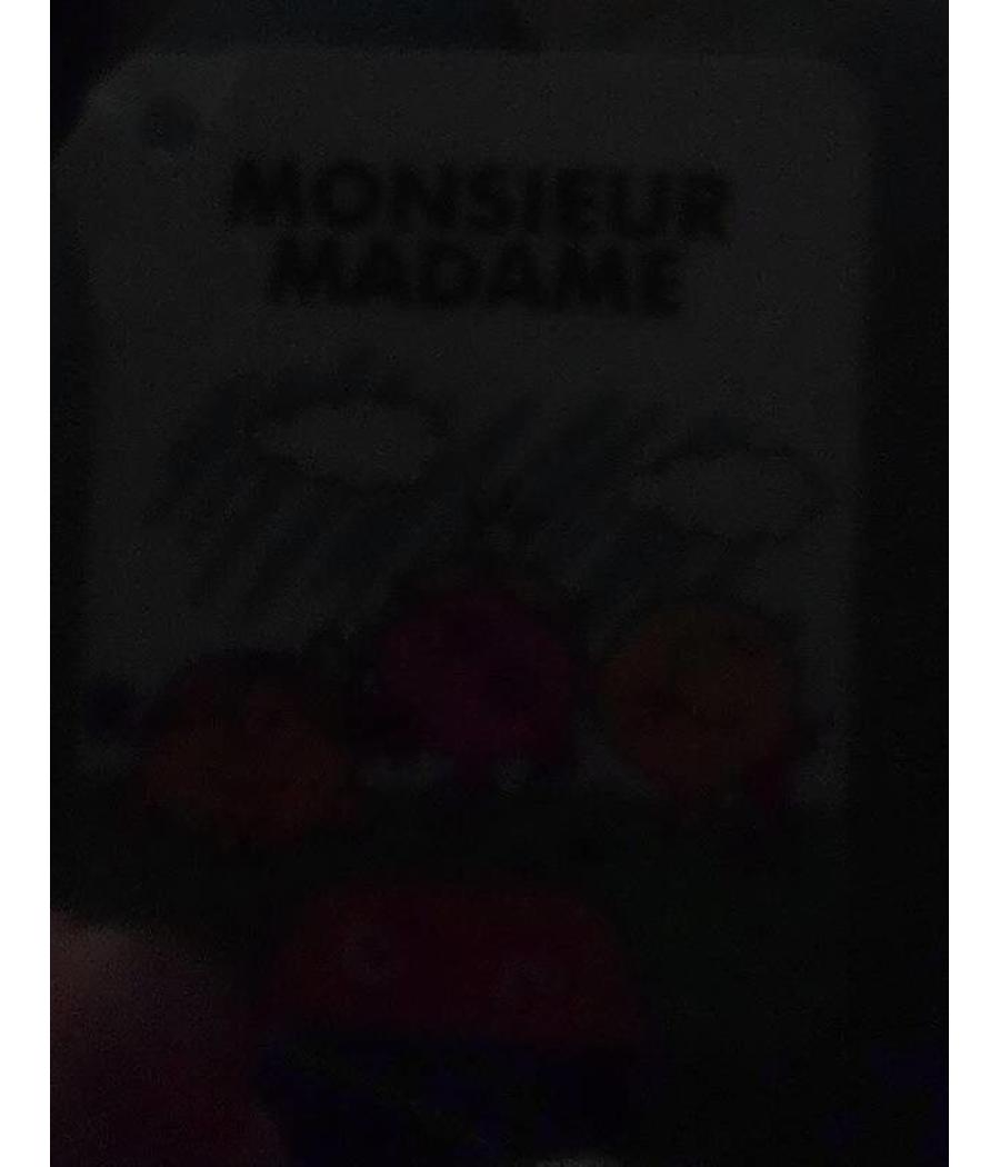 MUG REMPLIE DE  CHOCOLAT AU LAIT PRALINES ET CEREALES FIZZY 100G