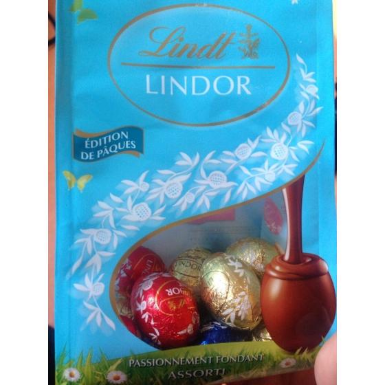 ŒUFS MOYENS LINDOR EDITION DE PAQUES LINDT 180G
