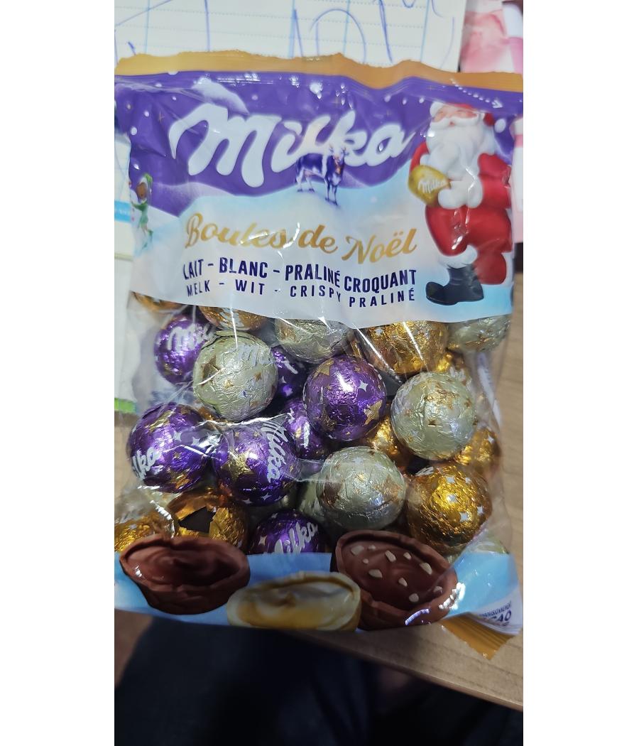 ASSORTISSEMENTS DE CHOCOLAT LAIT ,BLANC ET PRALINES BOULE DE NOEL MILKA 350G