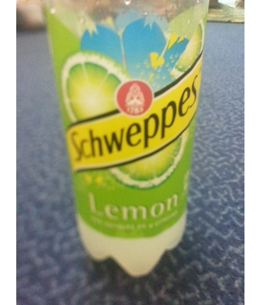 SCHWEPPES LEMON 1,5L