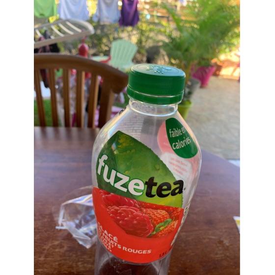 FUZE TEA SAVEUR FRUIT ROUGE FAIBLE EN CALORIE 1,5 L