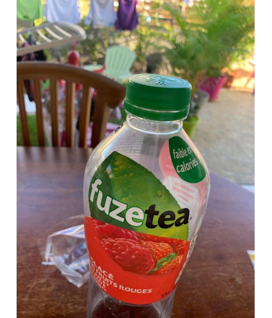 FUZE TEA SAVEUR FRUIT ROUGE FAIBLE EN CALORIE 1,5 L