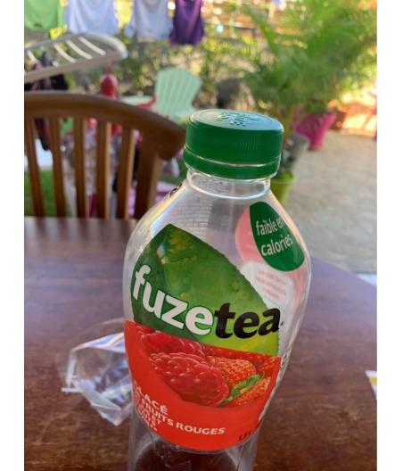 FUZE TEA SAVEUR FRUIT ROUGE FAIBLE EN CALORIE 1,5 L